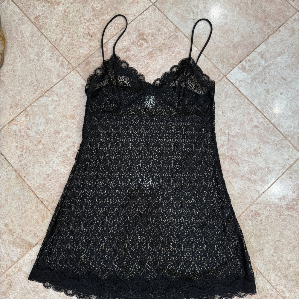 Elegant Black Lace Chemise
